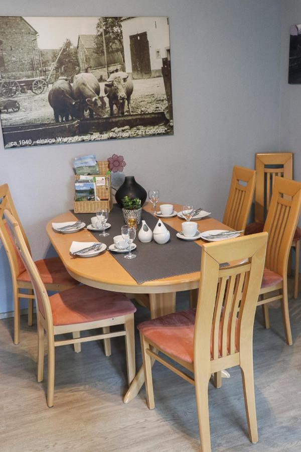 Deine-Eifel-Ferienwohnung Feusdorf Esterno foto