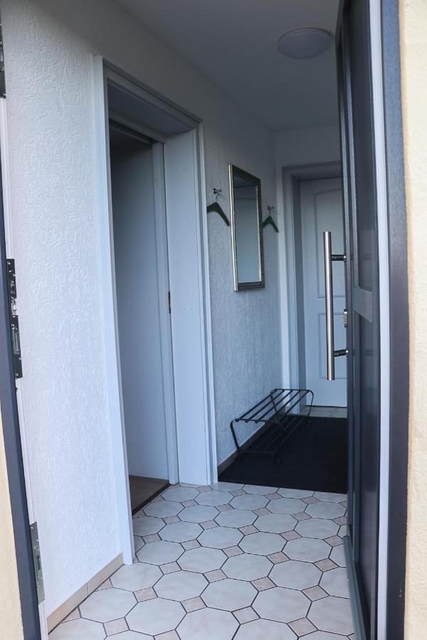 Deine-Eifel-Ferienwohnung Feusdorf Esterno foto