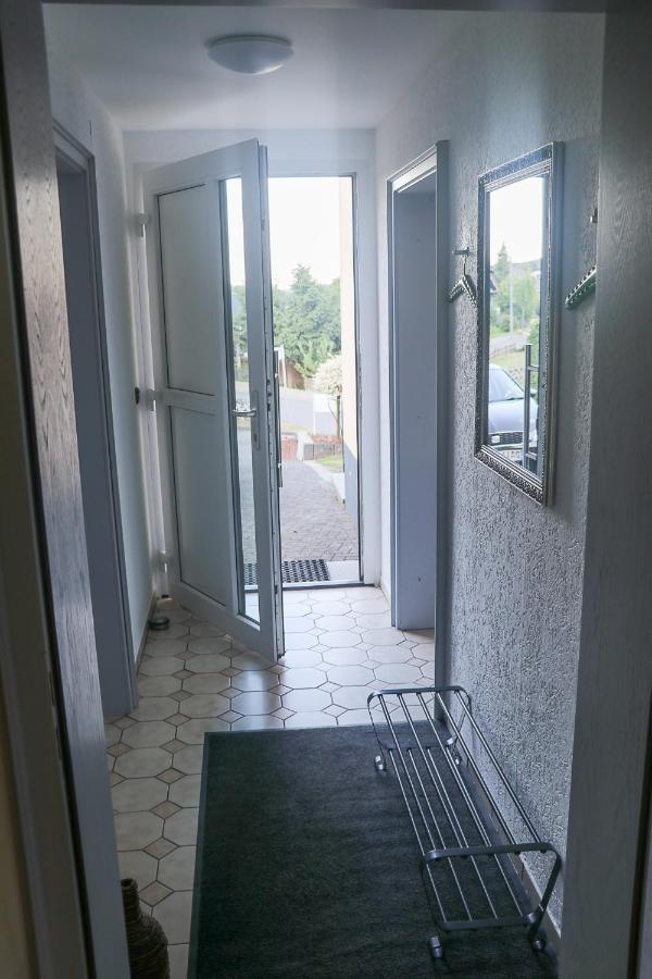 Deine-Eifel-Ferienwohnung Feusdorf Esterno foto