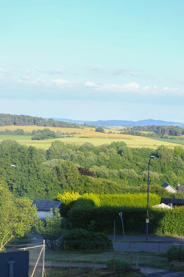 Deine-Eifel-Ferienwohnung Feusdorf Esterno foto