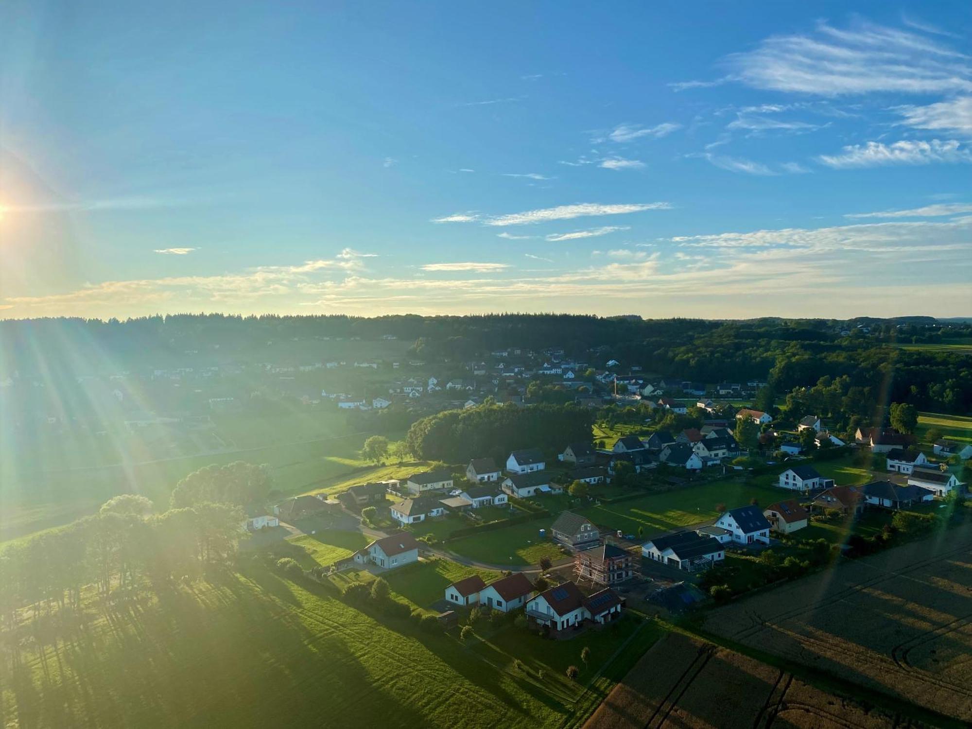 Deine-Eifel-Ferienwohnung Feusdorf Esterno foto