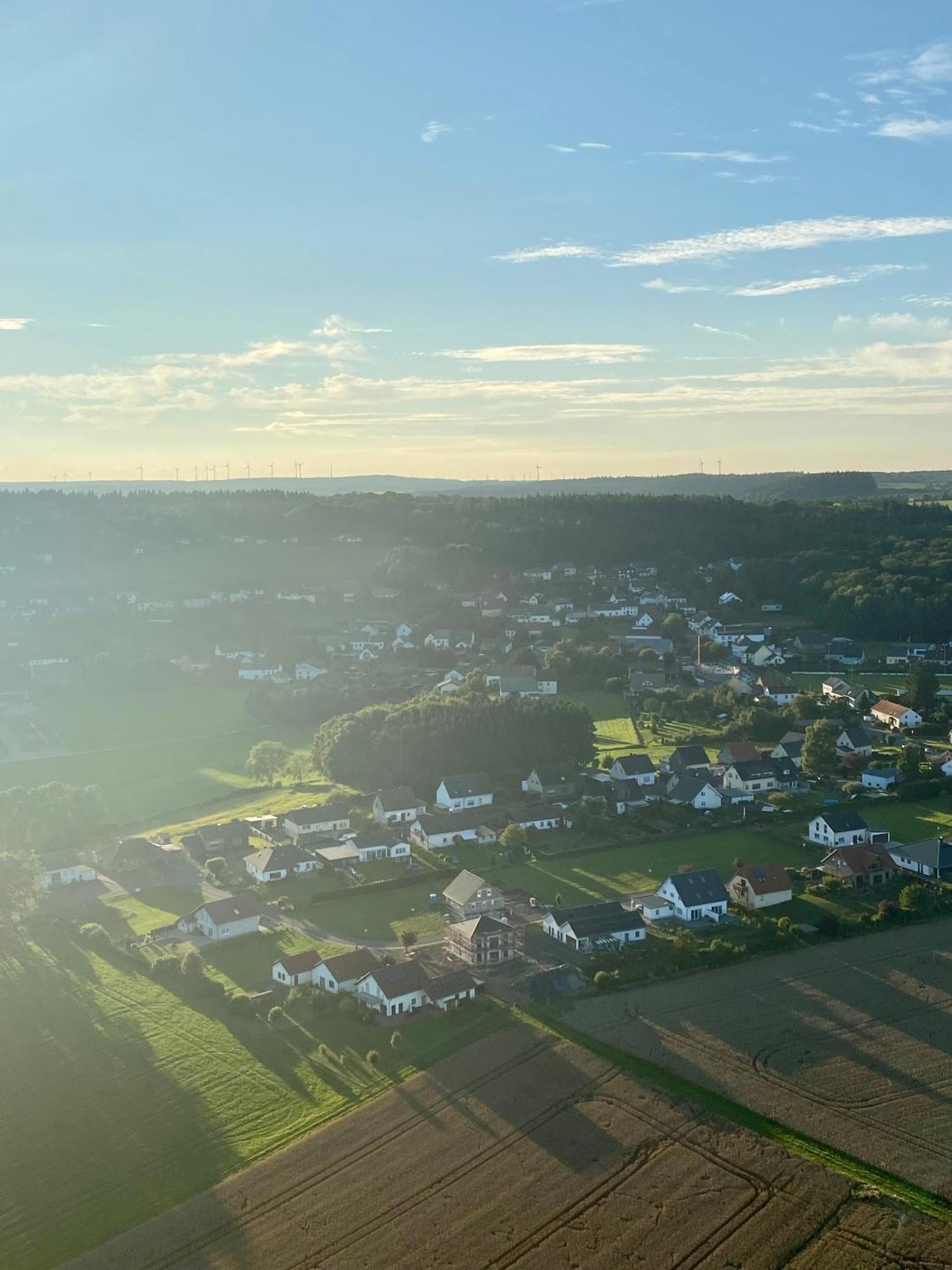 Deine-Eifel-Ferienwohnung Feusdorf Esterno foto