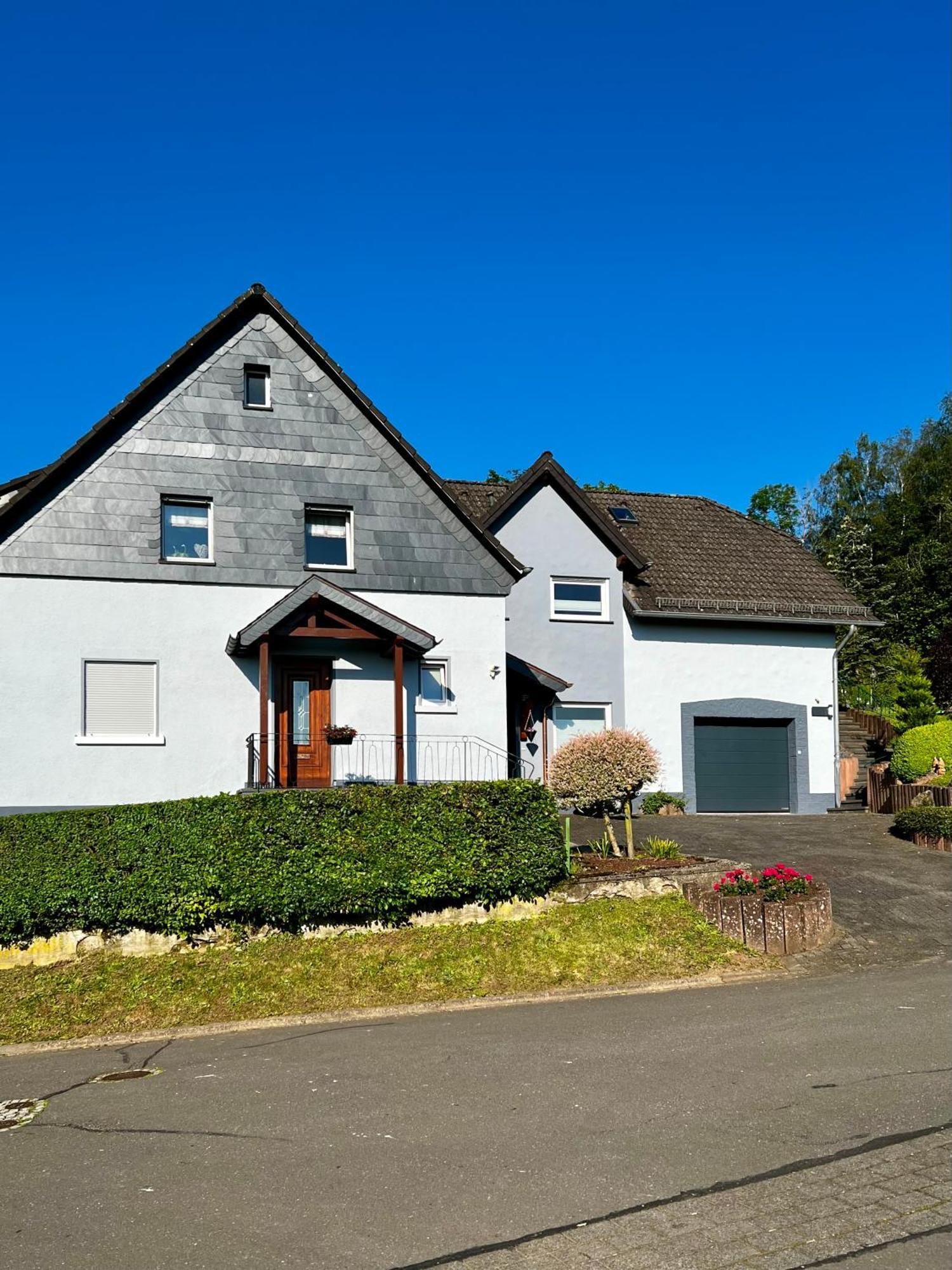 Deine-Eifel-Ferienwohnung Feusdorf Esterno foto