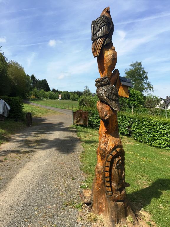 Deine-Eifel-Ferienwohnung Feusdorf Esterno foto